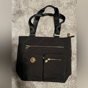 Baggallini Purse
Never used